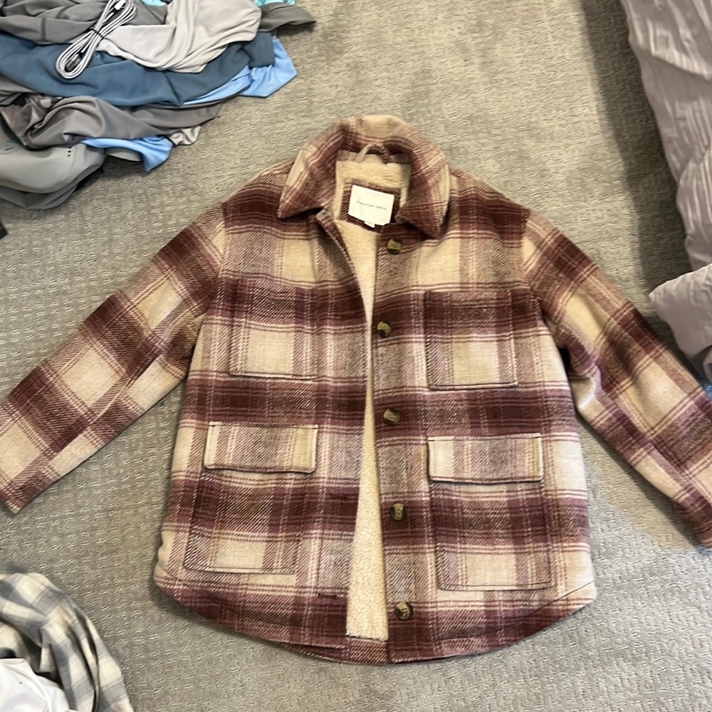 American Eagle pink plaid teddy jacket size medium worn only once